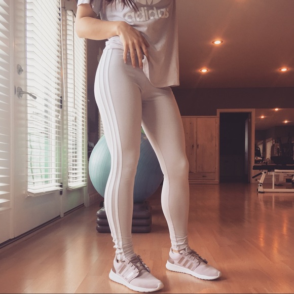 Meet your Posher, Taylor - Picture 1 of 1